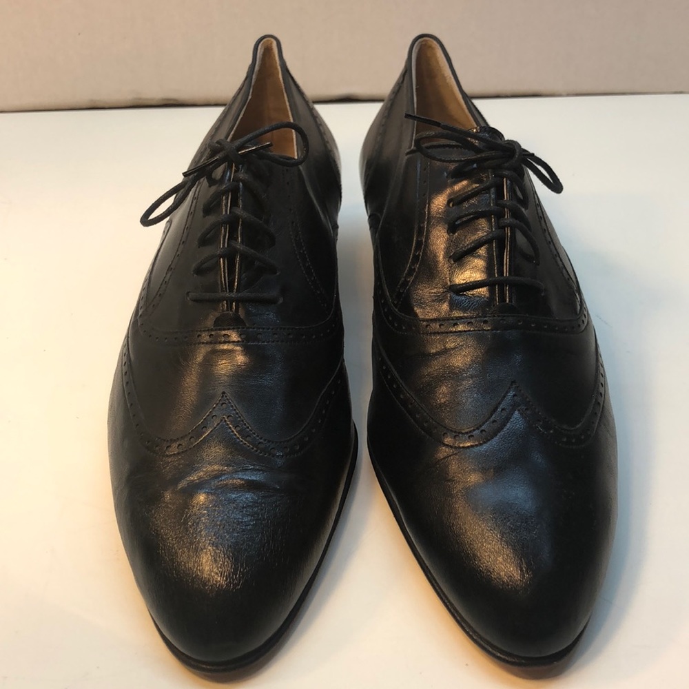 NWOT Latris Designers Handcrafted Shoes Size 11